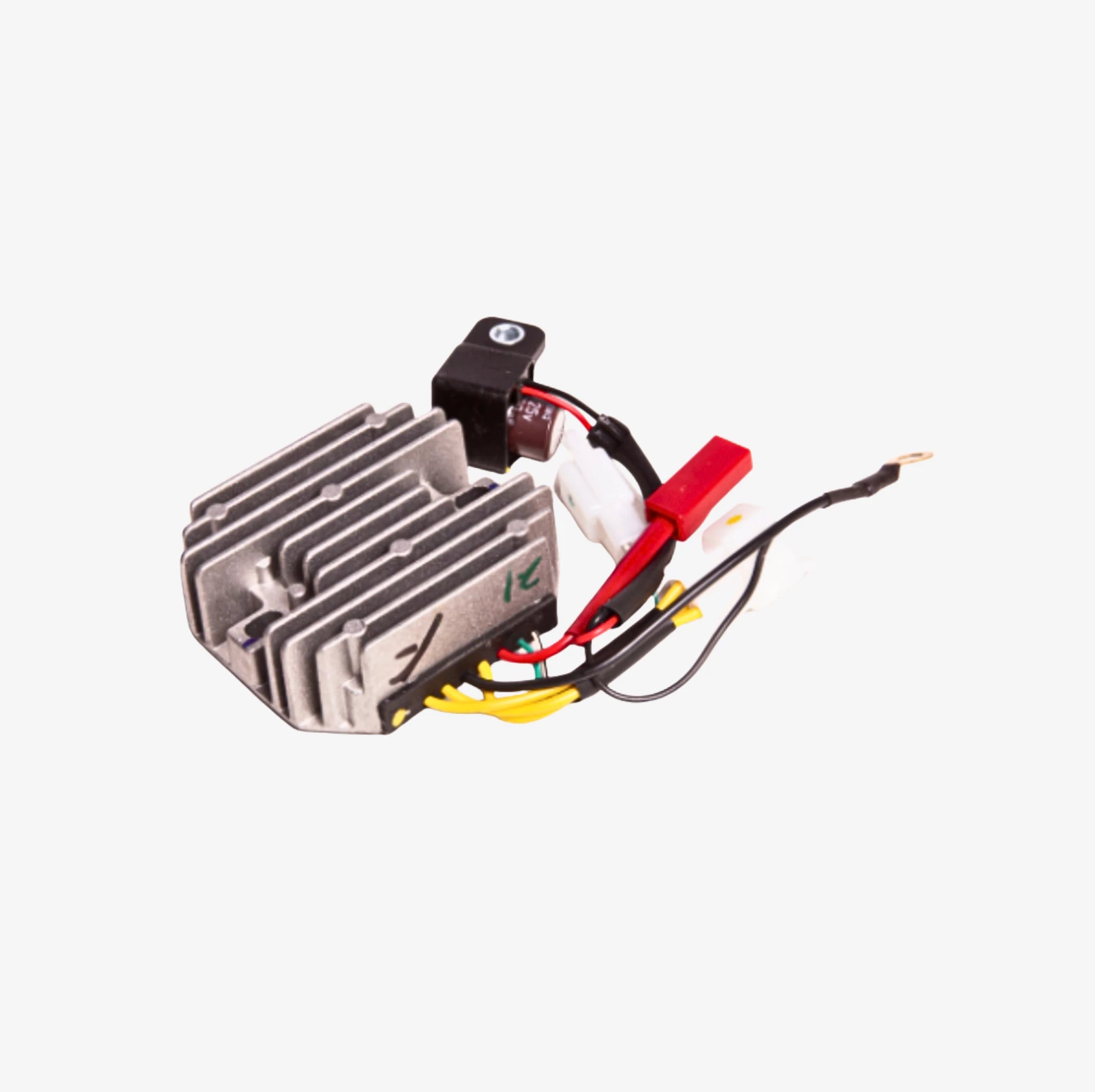 REGULADOR DE VOLTAJE 4T 175 205 FL CROM Z UG PLUS