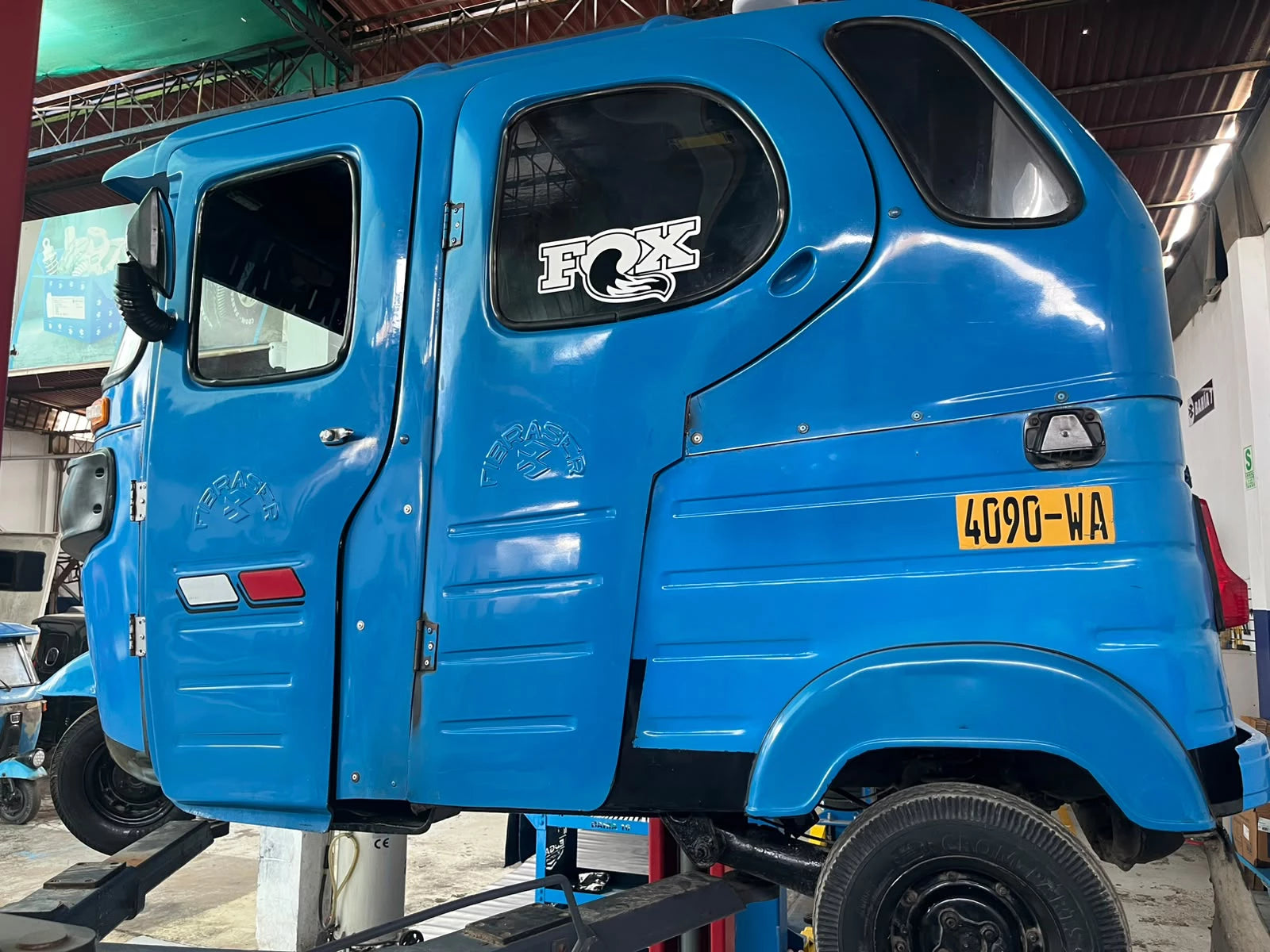 Mototaxi Bajaj RE 2020 GLP — Certificada Edgar Motors